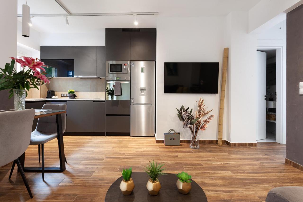 Seaside Apartment By Flisvos Marina Athens Luaran gambar